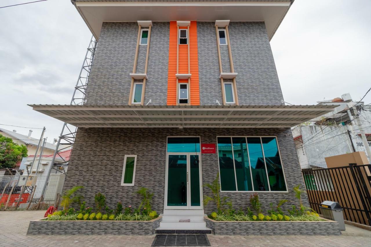 Reddoorz Syariah @ Panglima Polem Aceh Hotel Banda Aceh Exterior foto